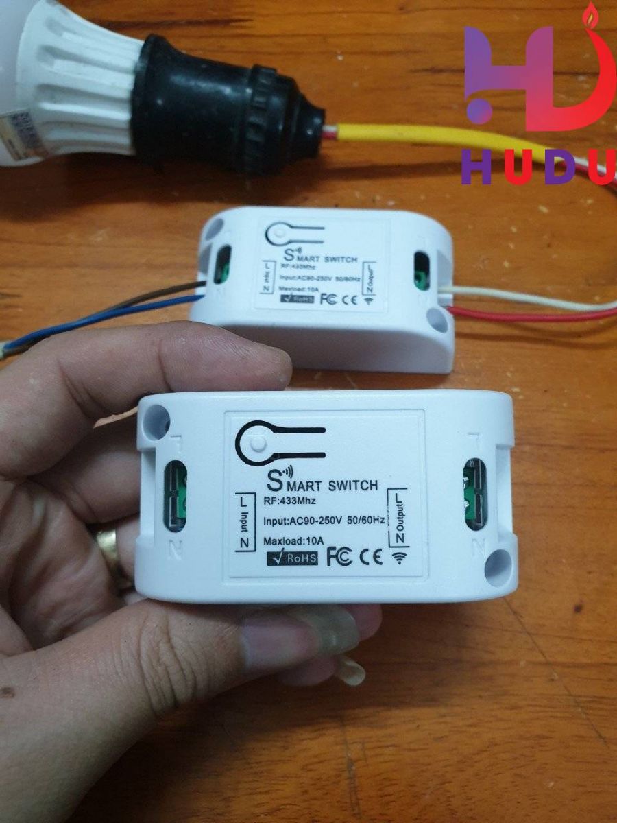 Sản phẩm bộ thu công tắc dán tường