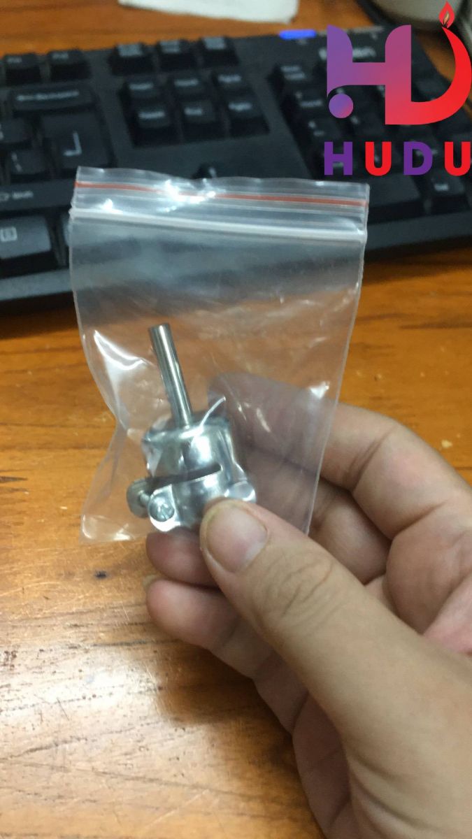 Mô tả đầu khò máy 850 size 02, size vừa (Chèn Ảnh) Sản phẩm đầu khò máy 850 size 02, size vừa - Sử dụng thay thế cho máy khò 850  - Đây là đầu khò size 02 size vừa - Chuẩn kỹ thuật - Dễ sử dụng  => Xem thêm: Các loại dụng cụ điện tử khác tại đây.  Địa chỉ bán đầu khò máy 850 size 02, size vừa chất lượng giá tốt  - Linh kiện điện tử Hudu cung cấp đầu khò máy 850 size 02, size vừa có chất lượng tốt, khách hàng hoàn toàn yên tâm khi sử dụng. - Sản phẩm có độ bền cao, thời gian sử dụng lâu dài. - Mức giá cả sản phẩm hợp lý, cạnh tranh. - Chính sách đổi mới sản phẩm nếu phát sinh lỗi do nhà sản xuất, sản phẩm hư hỏng trong quá trình vận chuyển. - Giao hàng nhanh chóng theo địa chỉ yêu cầu, kiểm tra hàng trước khi thanh toán.