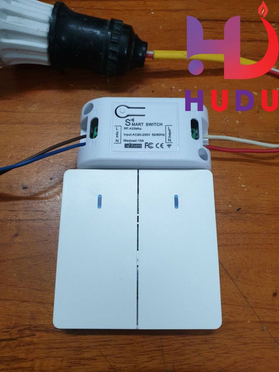 Linh kiện Hudu cung cấp mặt 2 công tắc điều khiển từ xa dán tường đảm bảo chất lượng tốt